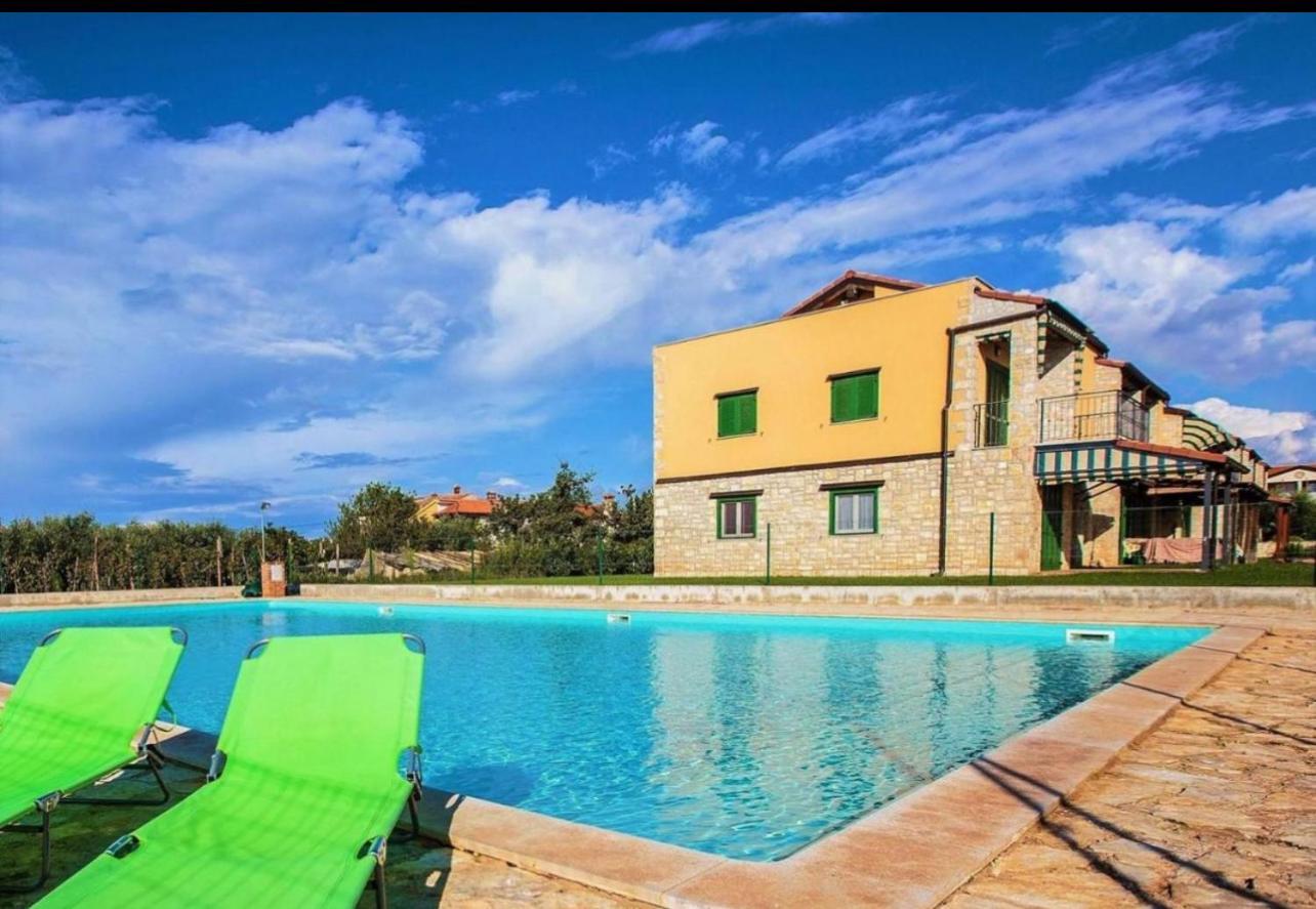 Apartment Aleks Tar-Vabriga Kültér fotó