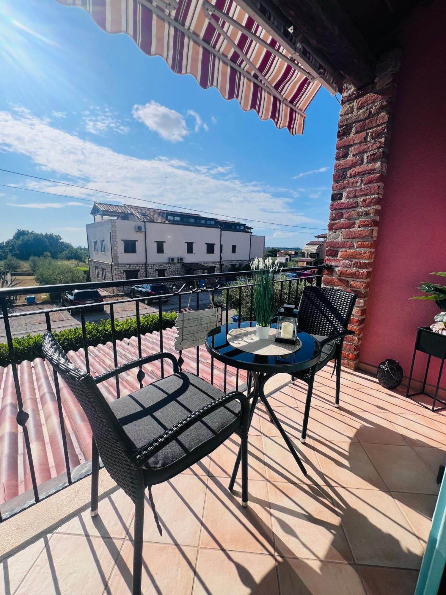 Apartment Aleks Tar-Vabriga Kültér fotó