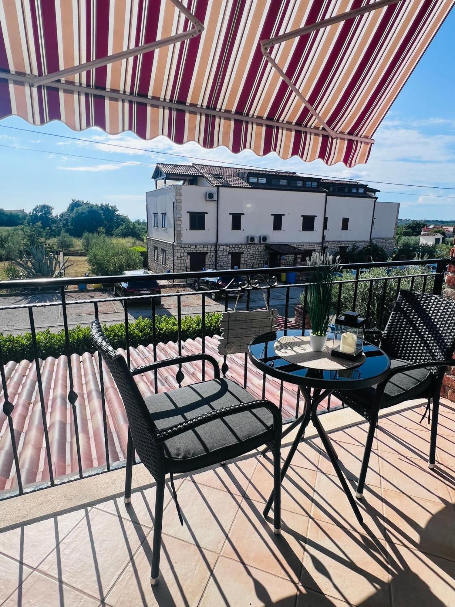 Apartment Aleks Tar-Vabriga Kültér fotó